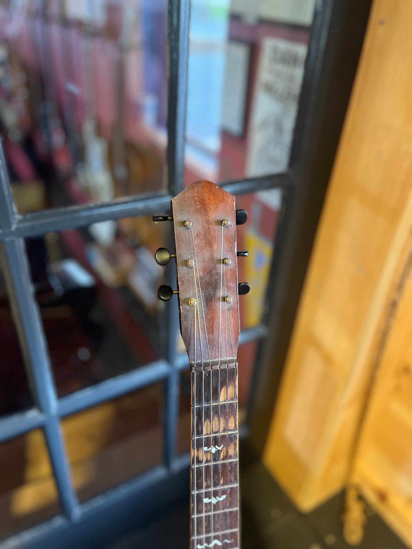 1938 Harmony Supertone