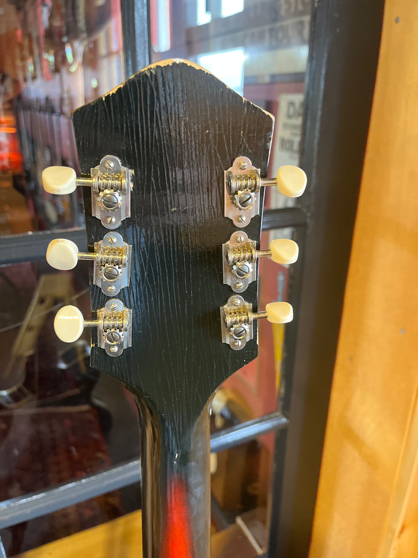 1963 Harmony Vibro-Jet Rocket w/ Onboard Vibrato